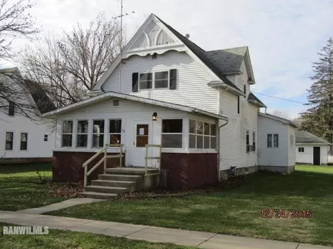 222 Wilson Ave, Chadwick, IL 61014 photo 1