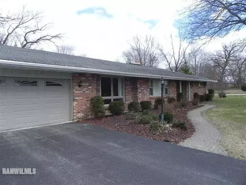 448 Marstonmoor, Davis, IL 61019 photo 2