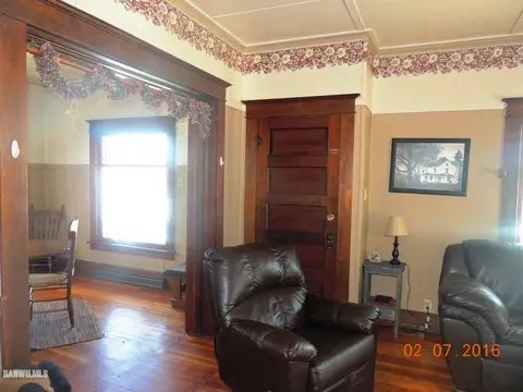 419 E Webb St, Davis, IL 61019 photo 5