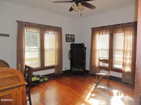 419 E Webb St, Davis, IL 61019 photo 6