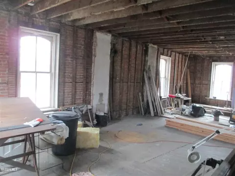 219 E Lincoln, Mount Carroll, IL 61053 photo 10