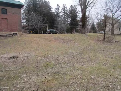 219 E Lincoln, Mount Carroll, IL 61053 photo 17