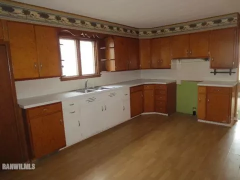 205 Calvert St, Chadwick, IL 61014 photo 12