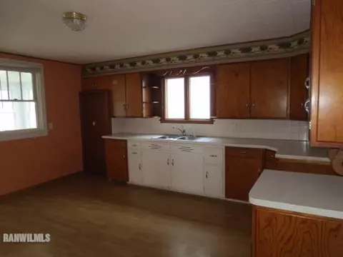 205 Calvert St, Chadwick, IL 61014 photo 11