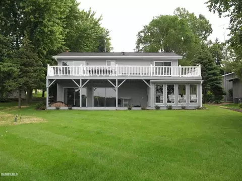 4-83 Beachcomber Ln, Lanark, IL 61046 photo 1