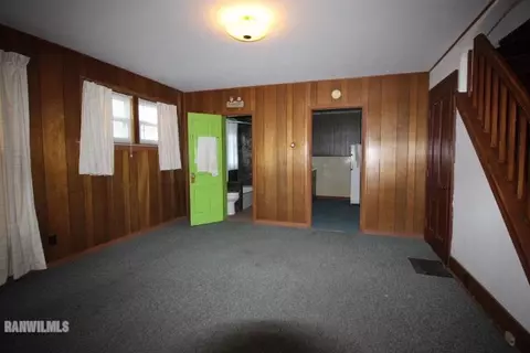 724 S Chippewa Ave, Freeport, IL 61032 photo 9