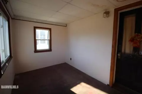 724 S Chippewa Ave, Freeport, IL 61032 photo 5