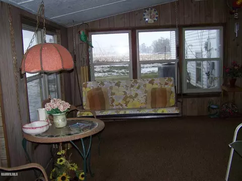 9554 Preston Rd, Mount Carroll, IL 61053 photo 5