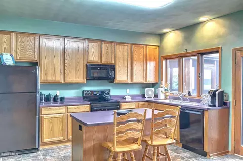 23-56 Broadview Dr, Lanark, IL 61046 photo 8