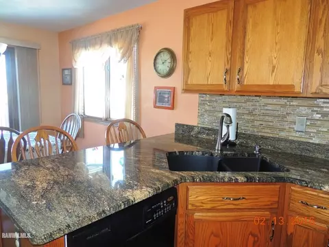 12401 Serene Dr, Durand, IL 61024 photo 8