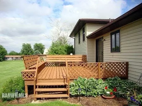 1074 W Park Rd, Freeport, IL 61032 photo 9