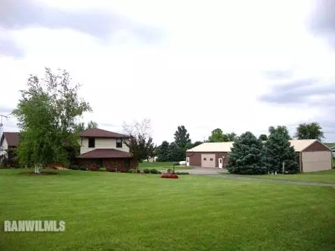 1074 W Park Rd, Freeport, IL 61032 photo 14