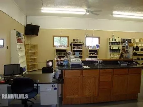 1074 W Park Rd, Freeport, IL 61032 photo 13