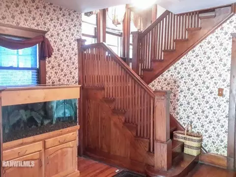 509 Maple, Lena, IL 61048 photo 2