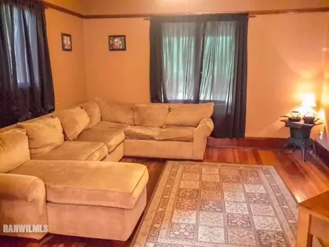 509 Maple, Lena, IL 61048 photo 3