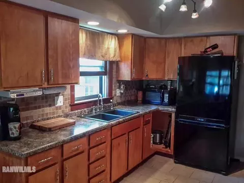 509 Maple, Lena, IL 61048 photo 8