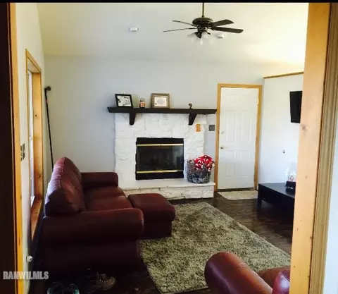 8 A95 Hamilton Dr, Apple River, IL 61001 photo 3