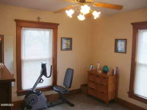 111 W Coates, Freeport, IL 61032 photo 10