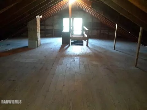 811 S Walnut Ave, Freeport, IL 61032 photo 15