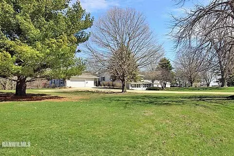 8130 E River Rd, Ridott, IL 61067 photo 25