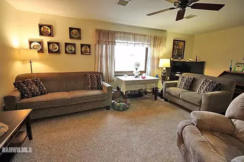 8130 E River Rd, Ridott, IL 61067 photo 16