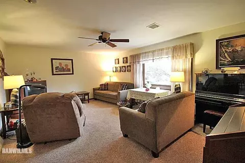 8130 E River Rd, Ridott, IL 61067 photo 10