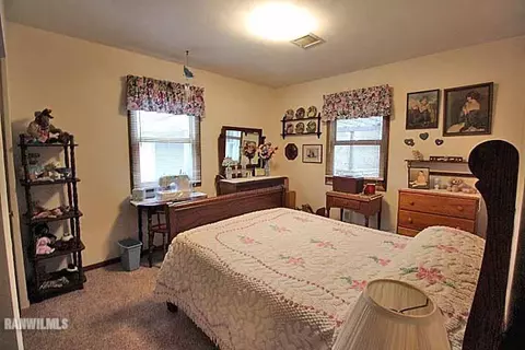 8130 E River Rd, Ridott, IL 61067 photo 13