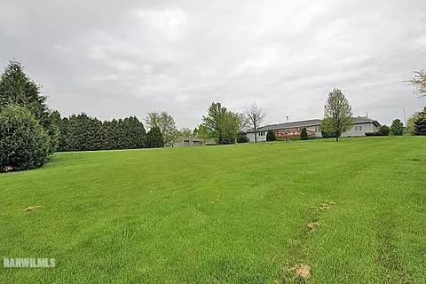 1890 Delmar Dr, Freeport, IL 61032 photo 25