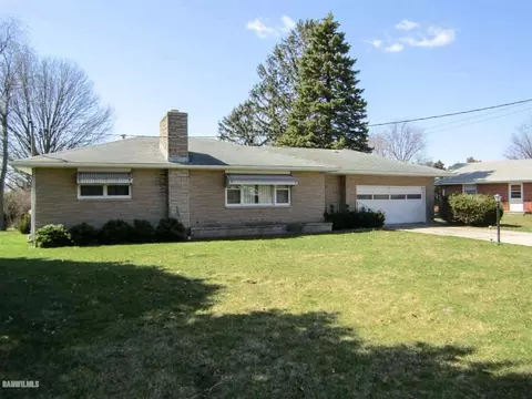 220 Parker Ct, Lanark, IL 61046 photo 1