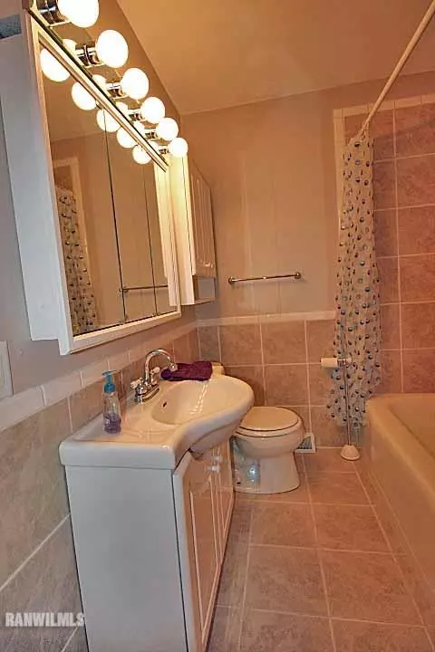 1763 E Currier Rd, Freeport, IL 61032 photo 14