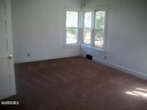 1216 W Stover St, Freeport, IL 61032 photo 10