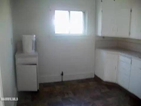 1216 W Stover St, Freeport, IL 61032 photo 6