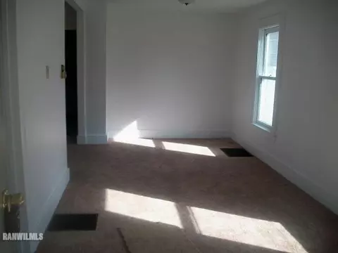 1216 W Stover St, Freeport, IL 61032 photo 8