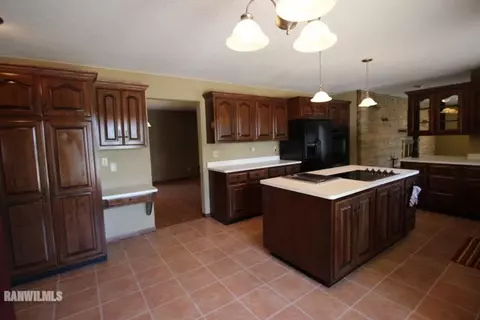 1750 S Ihm Blvd, Freeport, IL 61032 photo 5