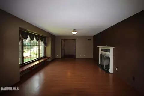 1750 S Ihm Blvd, Freeport, IL 61032 photo 9