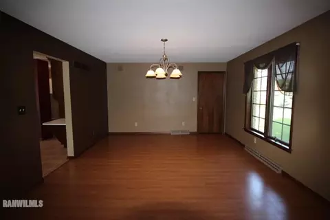 1750 S Ihm Blvd, Freeport, IL 61032 photo 12