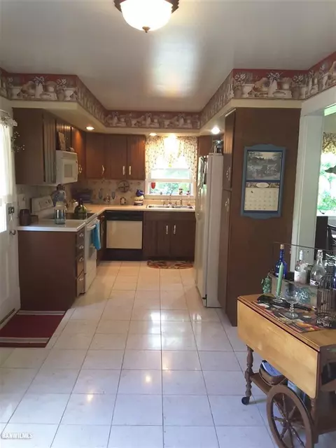 718 S Jackson, Mount Carroll, IL 61053 photo 11