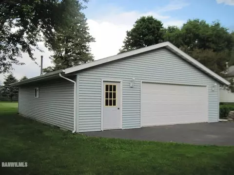 912 N Jackson, Pecatonica, IL 61063 photo 13