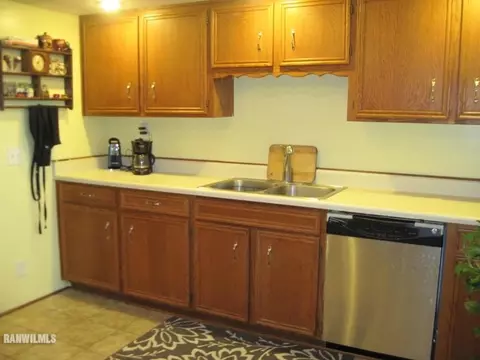 912 N Jackson, Pecatonica, IL 61063 photo 7
