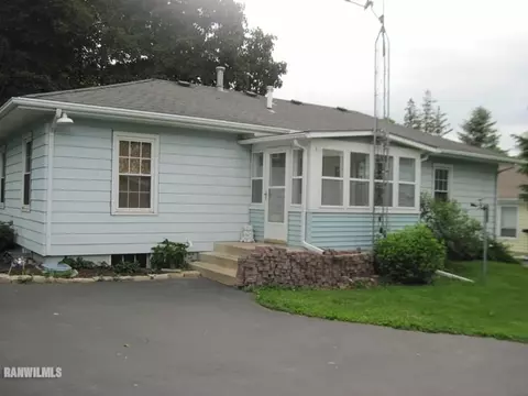 912 N Jackson, Pecatonica, IL 61063 photo 14