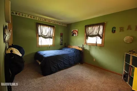 817 Sutton Pl, Freeport, IL 61032 photo 14