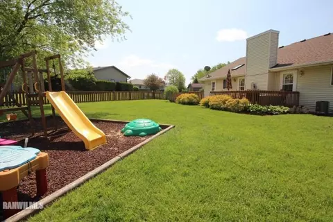 817 Sutton Pl, Freeport, IL 61032 photo 22