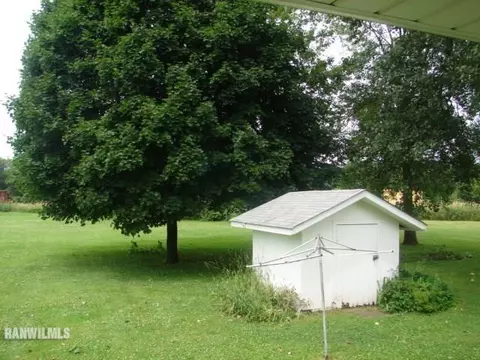 1138 W Prentice, Freeport, IL 61032 photo 6