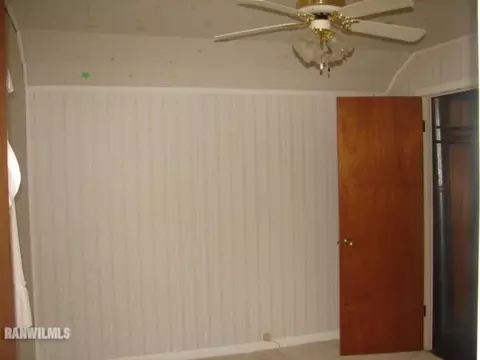1138 W Prentice, Freeport, IL 61032 photo 5