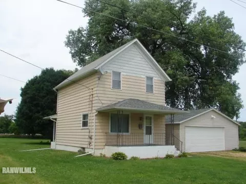 1138 W Prentice, Freeport, IL 61032 photo 1