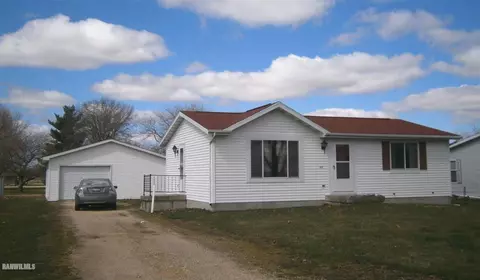 502 Calvert Ave, Chadwick, IL 61014 photo 1