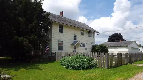 412 E Rdg, Mount Carroll, IL 61053 photo 1