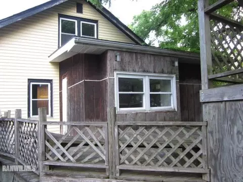 311 E Jefferson St, Freeport, IL 61032 photo 22