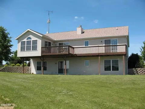 23-50 Broadview Dr, Lanark, IL 61046 photo 2