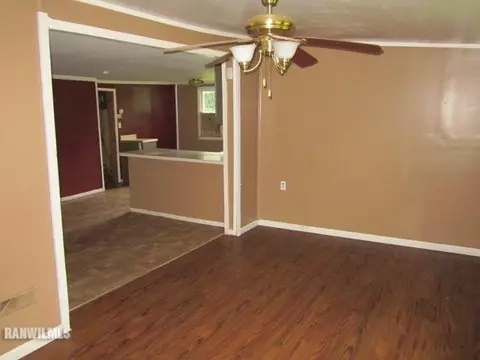 1124 W Main St, Thomson, IL 61285 photo 6